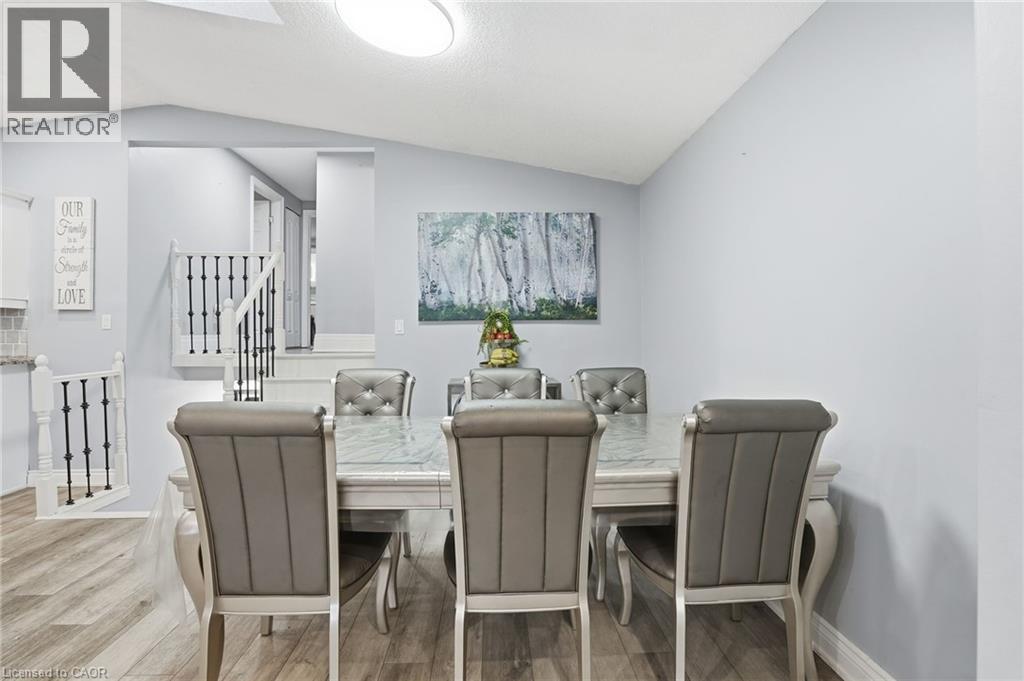 5 Twinoaks Crescent, Stoney Creek, Ontario  L9J 2E6 - Photo 10 - 40804075