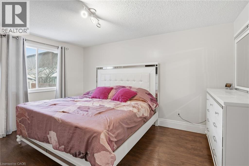 5 Twinoaks Crescent, Stoney Creek, Ontario  L9J 2E6 - Photo 25 - 40804075