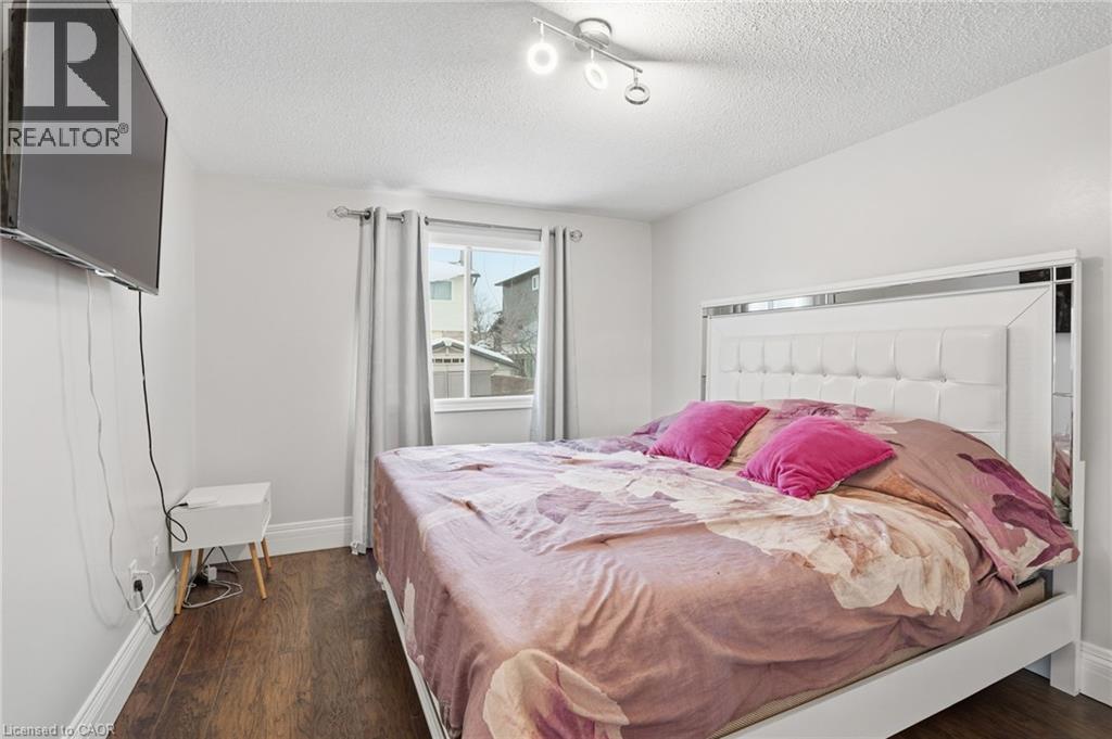 5 Twinoaks Crescent, Stoney Creek, Ontario  L9J 2E6 - Photo 26 - 40804075