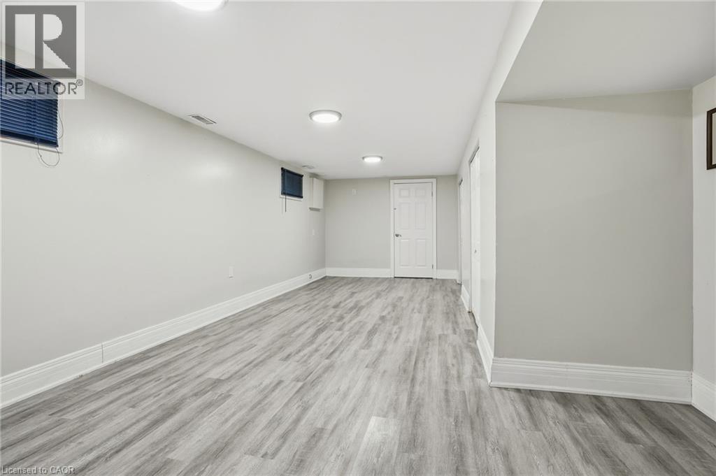 5 Twinoaks Crescent, Stoney Creek, Ontario  L9J 2E6 - Photo 33 - 40804075