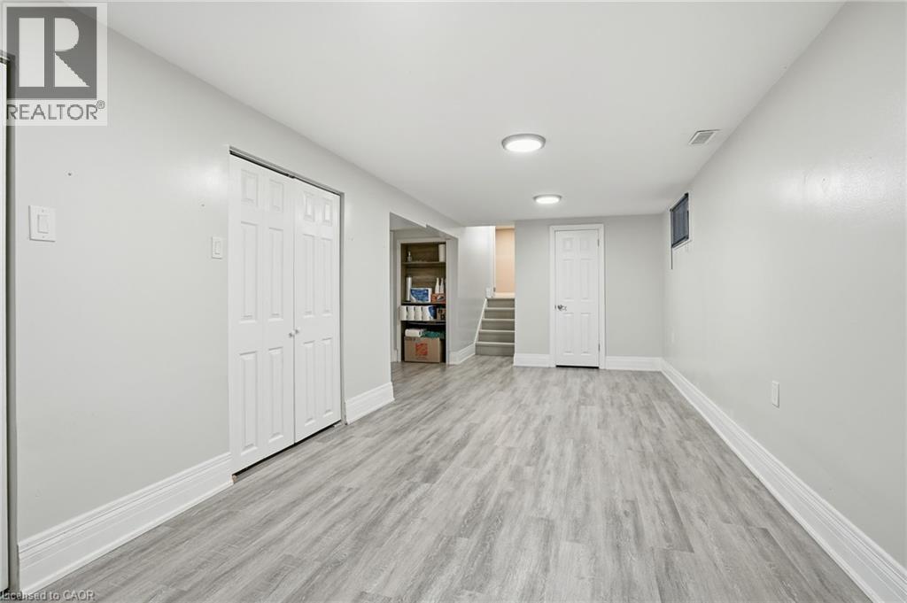 5 Twinoaks Crescent, Stoney Creek, Ontario  L9J 2E6 - Photo 35 - 40804075