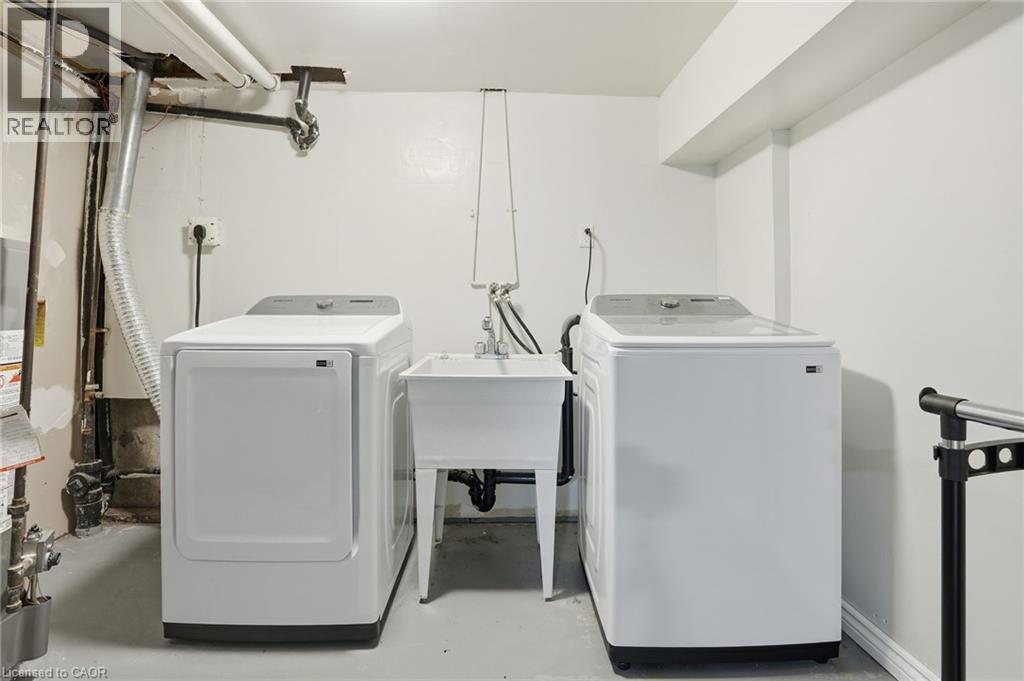 5 Twinoaks Crescent, Stoney Creek, Ontario  L9J 2E6 - Photo 36 - 40804075