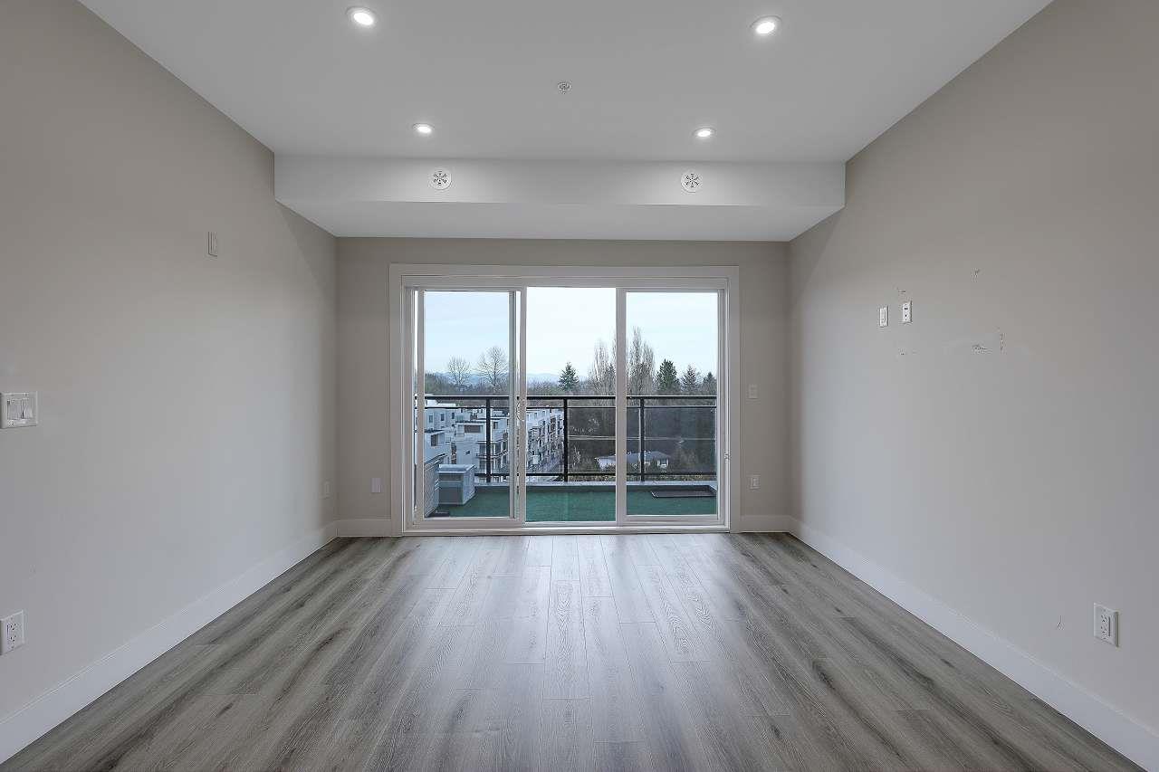 505 6285 King George Boulevard, Surrey, British Columbia  V3X 0L3 - Photo 5 - R3087773