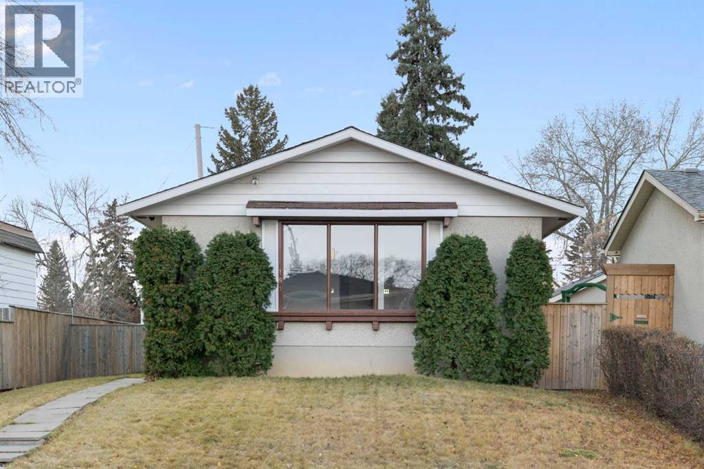 181 Dovercliffe Close Se, Calgary, Alberta  T2B 1W4 - Photo 2 - A2270085