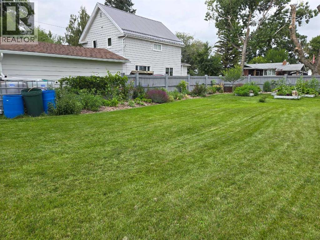 332 Grey Street, Granum, Alberta  T0L 1A0 - Photo 43 - A2268290