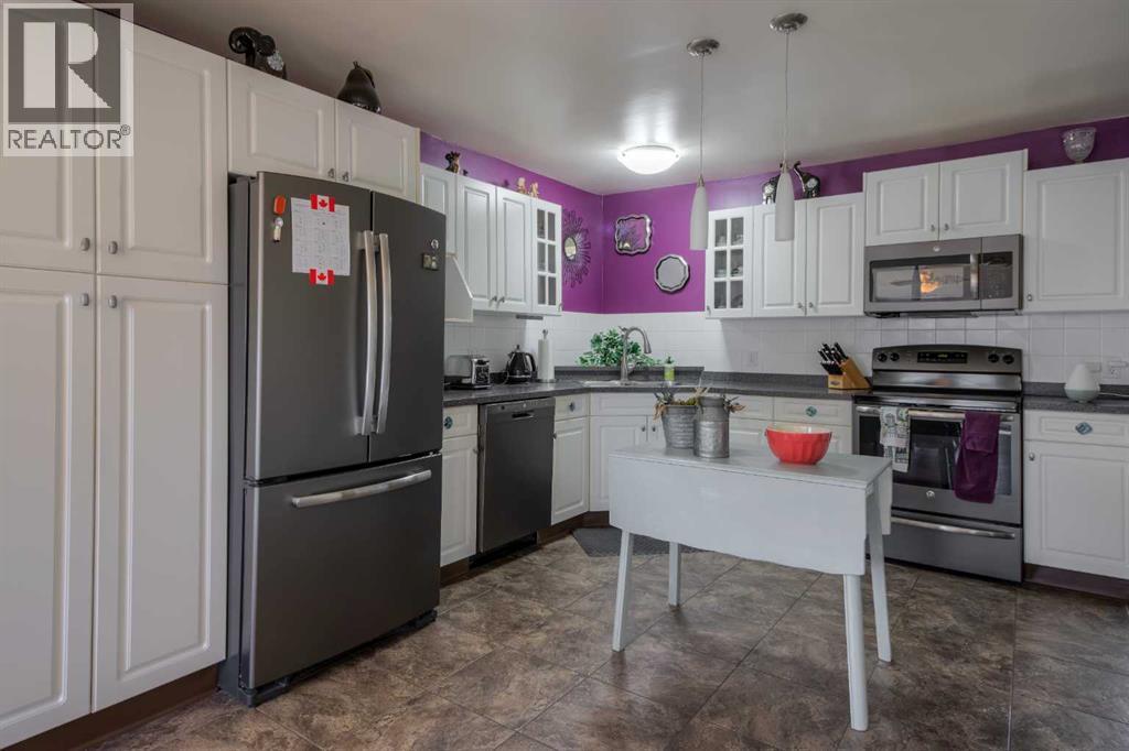 2303 20th Street, Coaldale, Alberta  T1M 1G5 - Photo 4 - A2284360