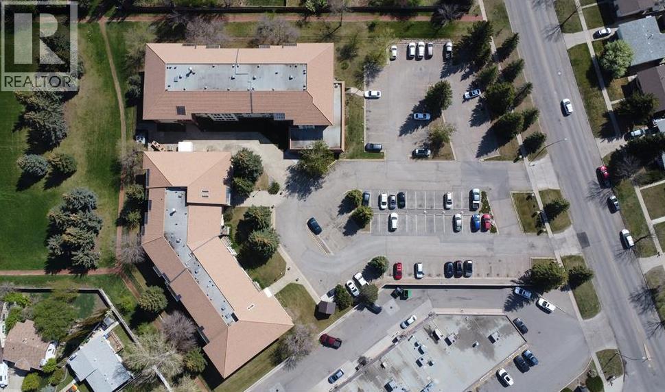 312, 75 Temple Boulevard W, Lethbridge, Alberta  T1K 5M2 - Photo 2 - A2284710