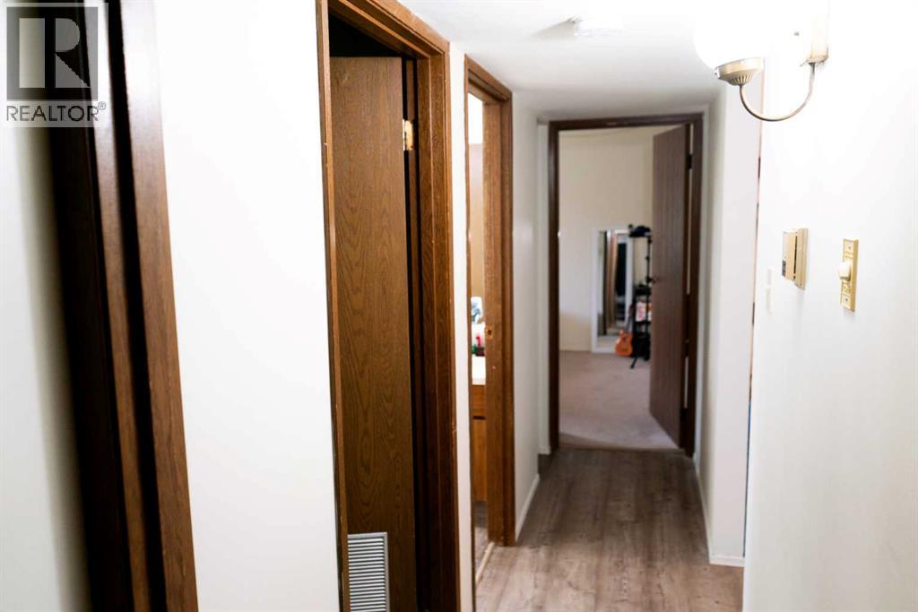 312, 75 Temple Boulevard W, Lethbridge, Alberta  T1K 5M2 - Photo 11 - A2284710