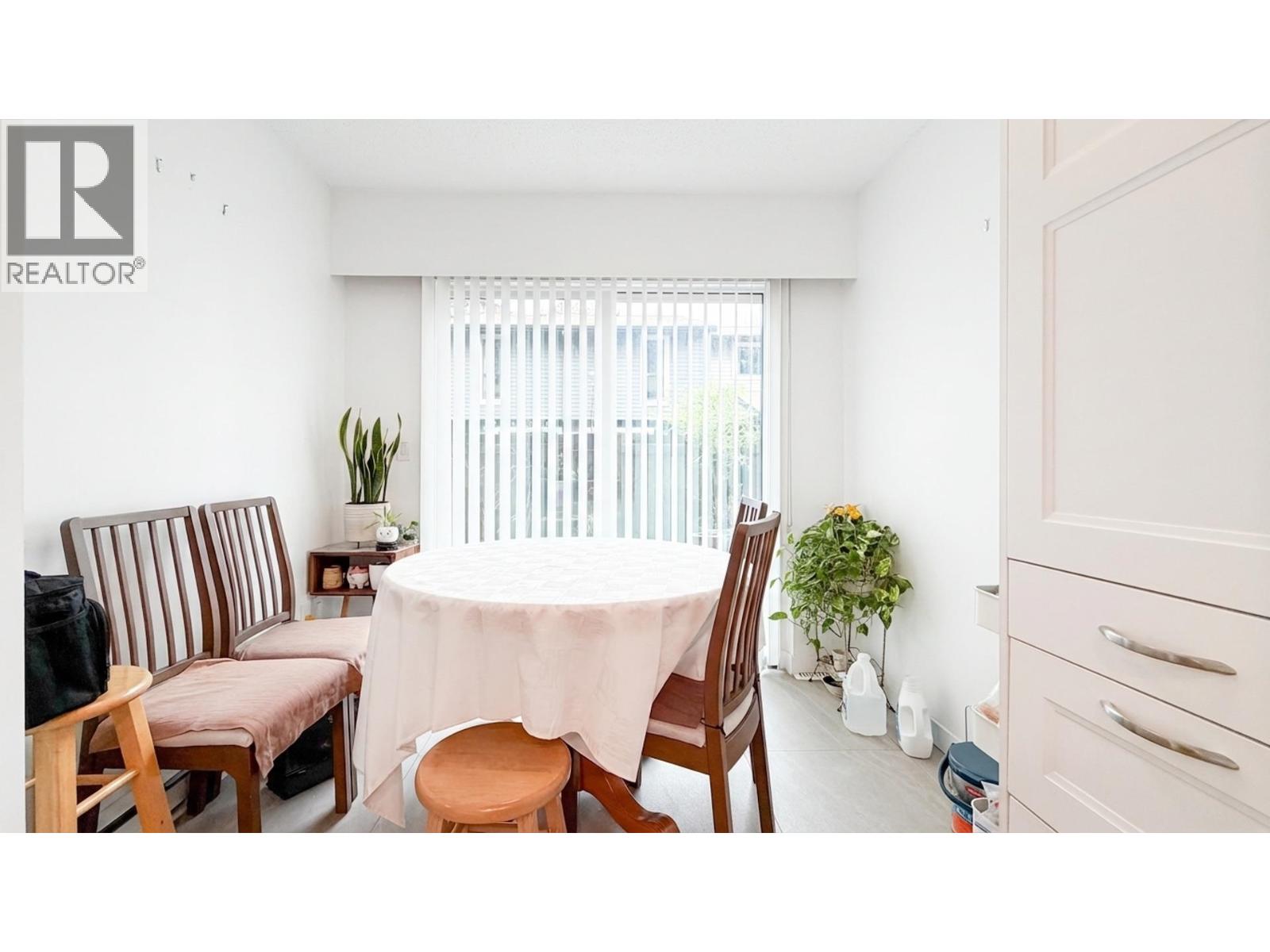 7438 Echo Place, Vancouver, British Columbia  V5S 3Z2 - Photo 9 - R3088016