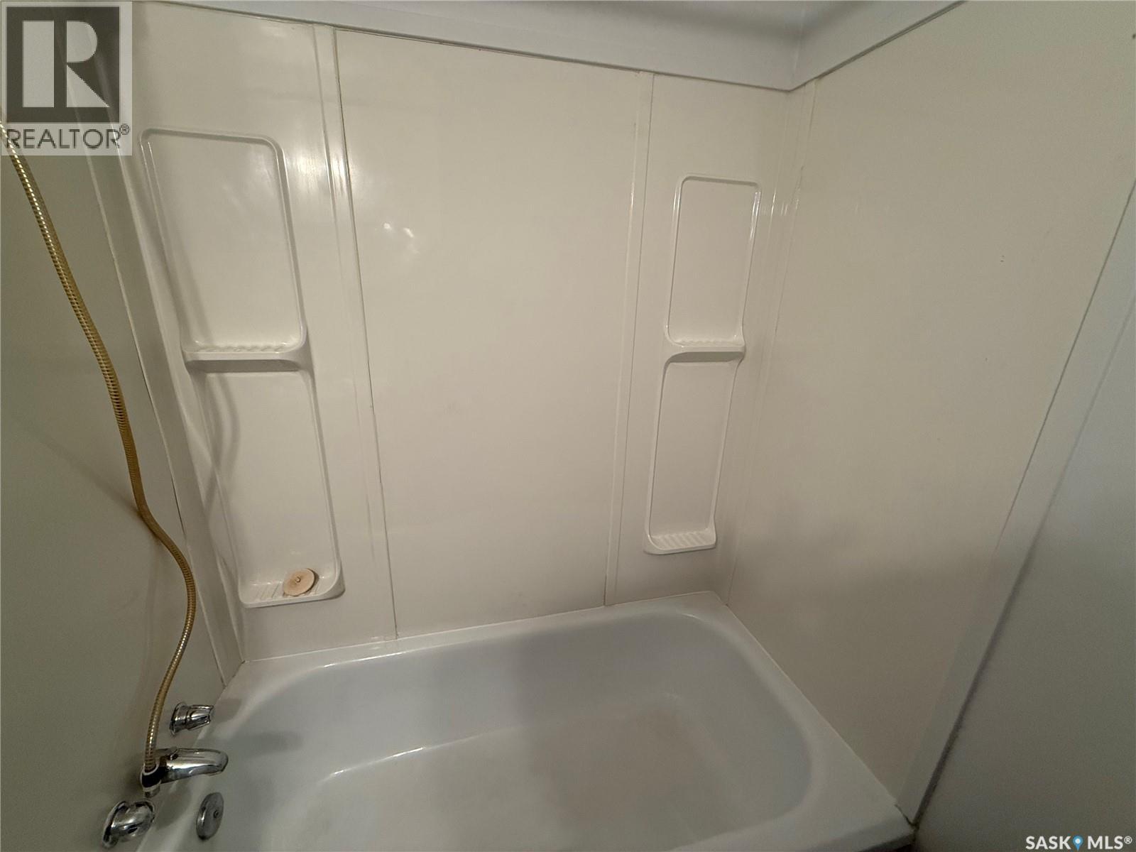 1140 Coteau Street W, Moose Jaw, Saskatchewan  S6H 5G6 - Photo 18 - SK028240