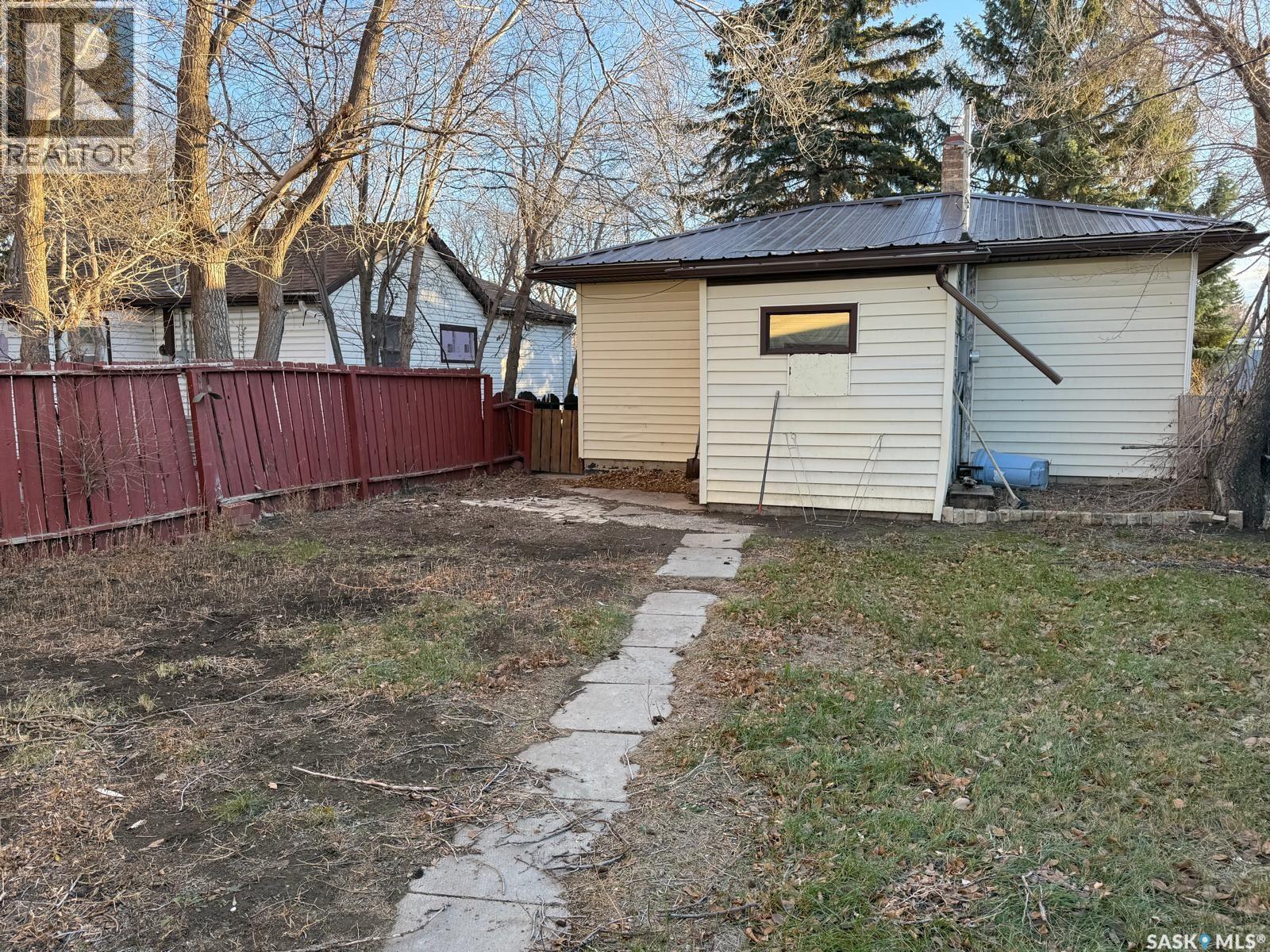 1140 Coteau Street W, Moose Jaw, Saskatchewan  S6H 5G6 - Photo 19 - SK028240