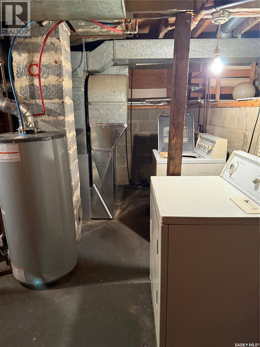 1140 Coteau Street W, Moose Jaw, Saskatchewan  S6H 5G6 - Photo 27 - SK028240