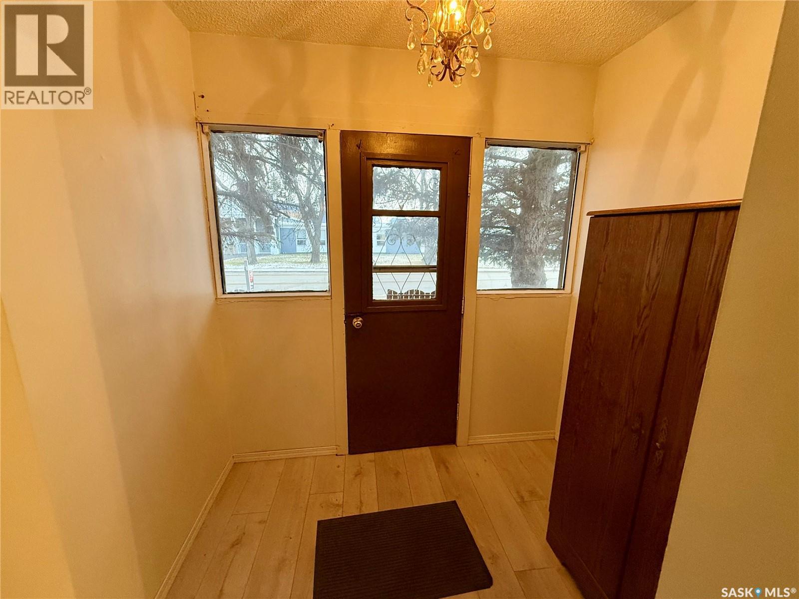 1140 Coteau Street W, Moose Jaw, Saskatchewan  S6H 5G6 - Photo 7 - SK028240