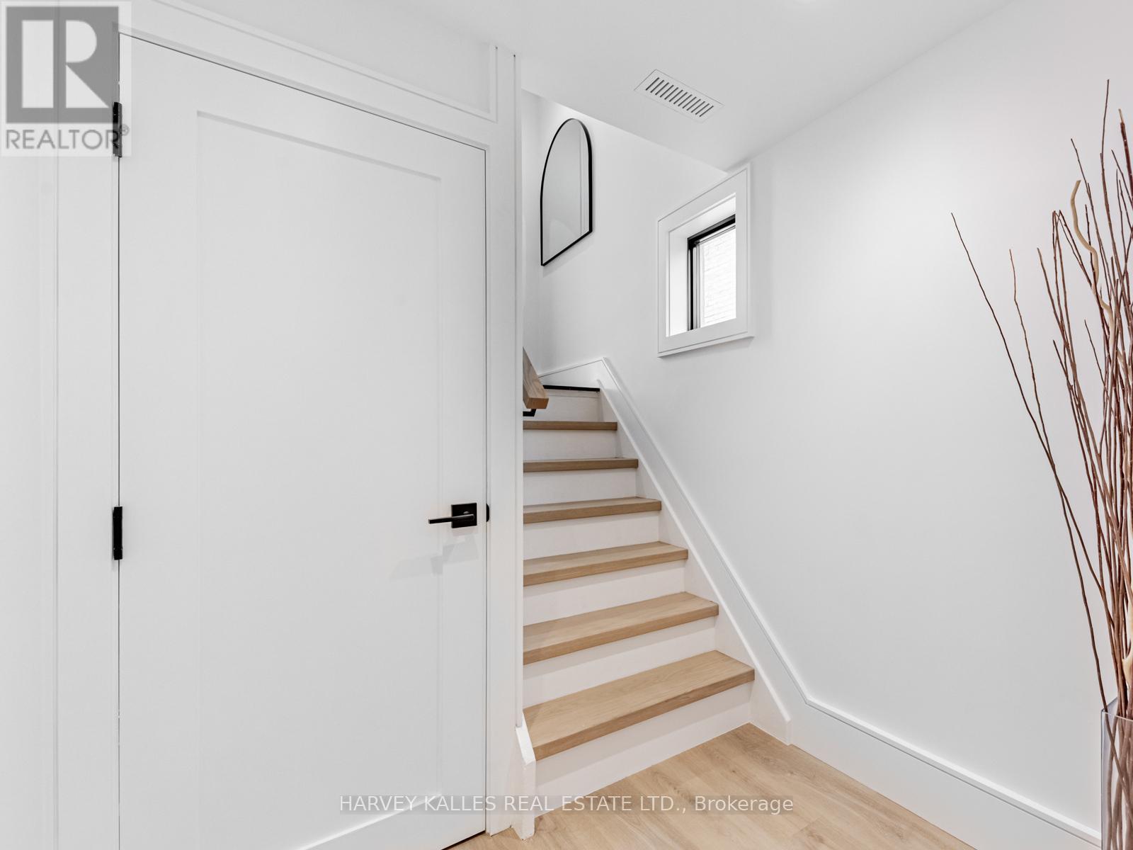 379 Winona Drive, Toronto, Ontario  M6C 3T4 - Photo 36 - C12720092