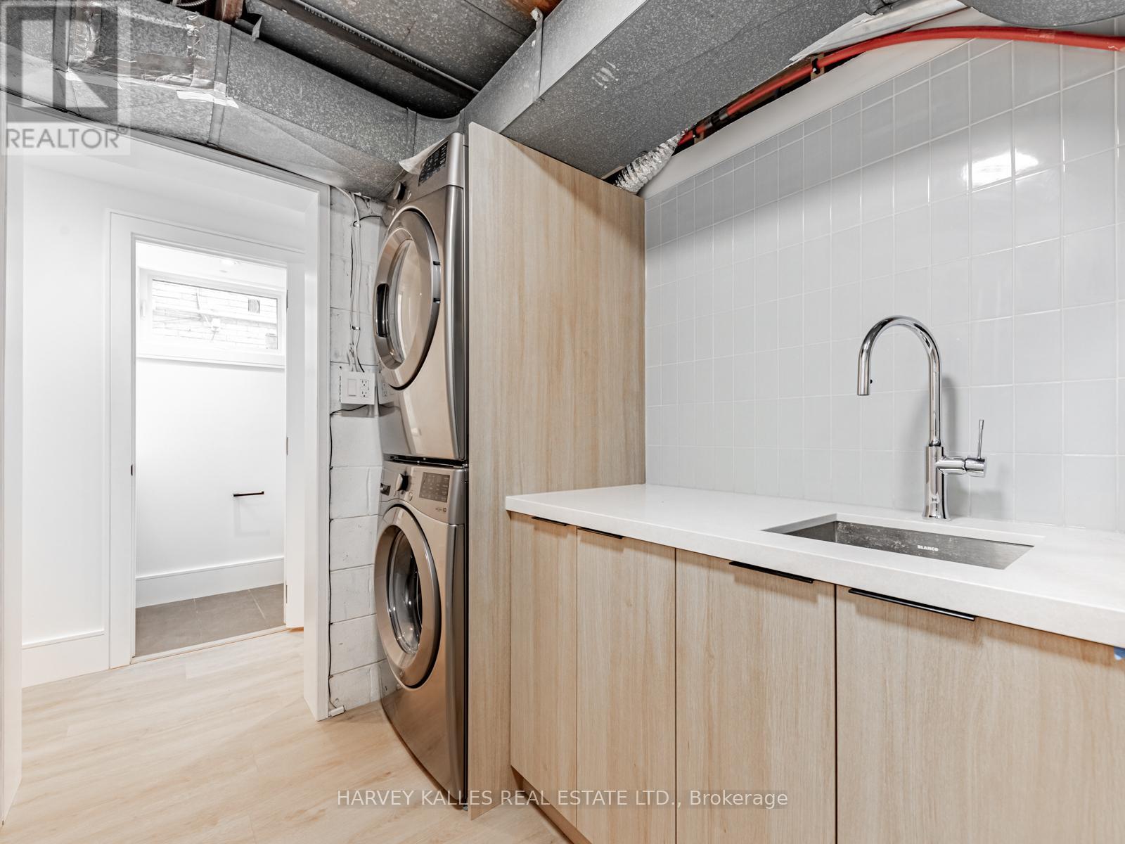 379 Winona Drive, Toronto, Ontario  M6C 3T4 - Photo 37 - C12720092