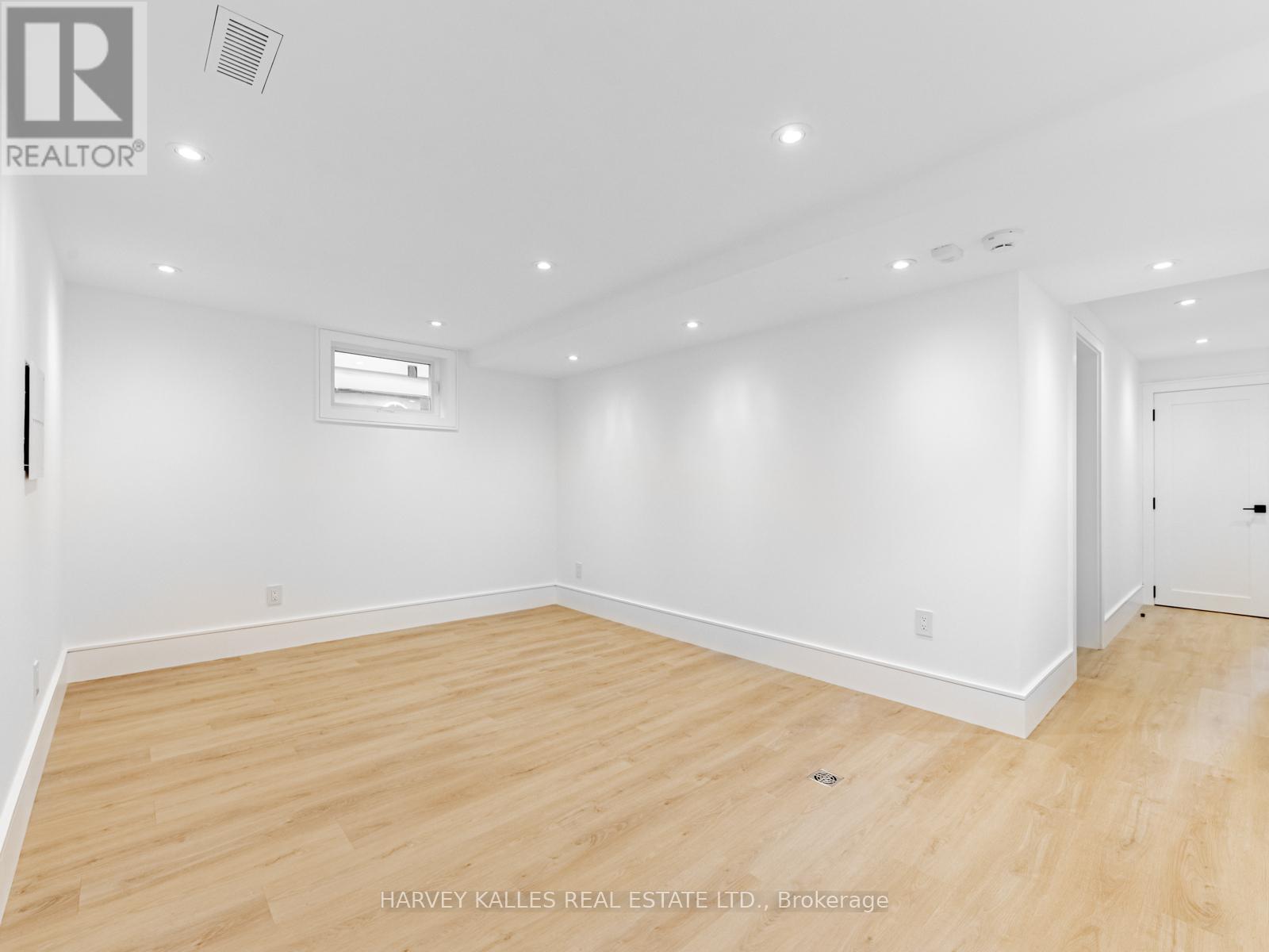 379 Winona Drive, Toronto, Ontario  M6C 3T4 - Photo 24 - C12720092