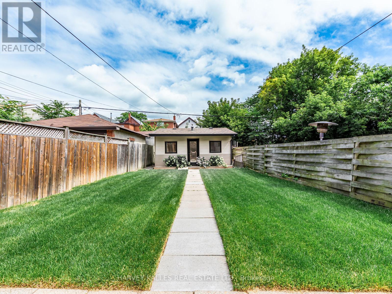 379 Winona Drive, Toronto, Ontario  M6C 3T4 - Photo 42 - C12720092