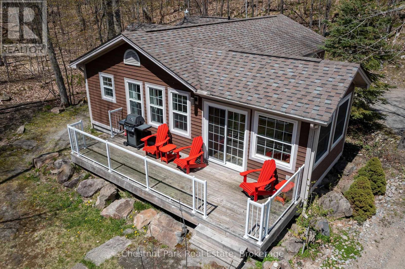 116-10 - 1052 Rat Bay Road, Lake Of Bays, Ontario  P1H 2J6 - Photo 16 - X12773454