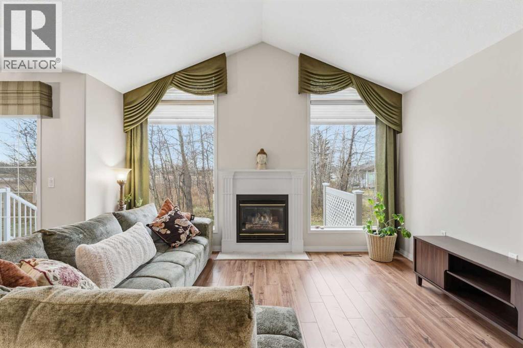 213 Dayspring Bay, Rural Rocky View County, Alberta  T1X 1G3 - Photo 5 - A2268926