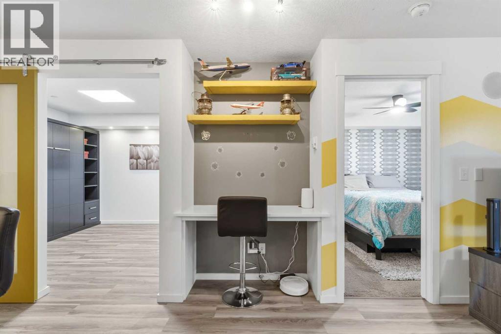 1102, 755 Copperpond Boulevard Se, Calgary, Alberta  T2Z 4R2 - Photo 7 - A2282275