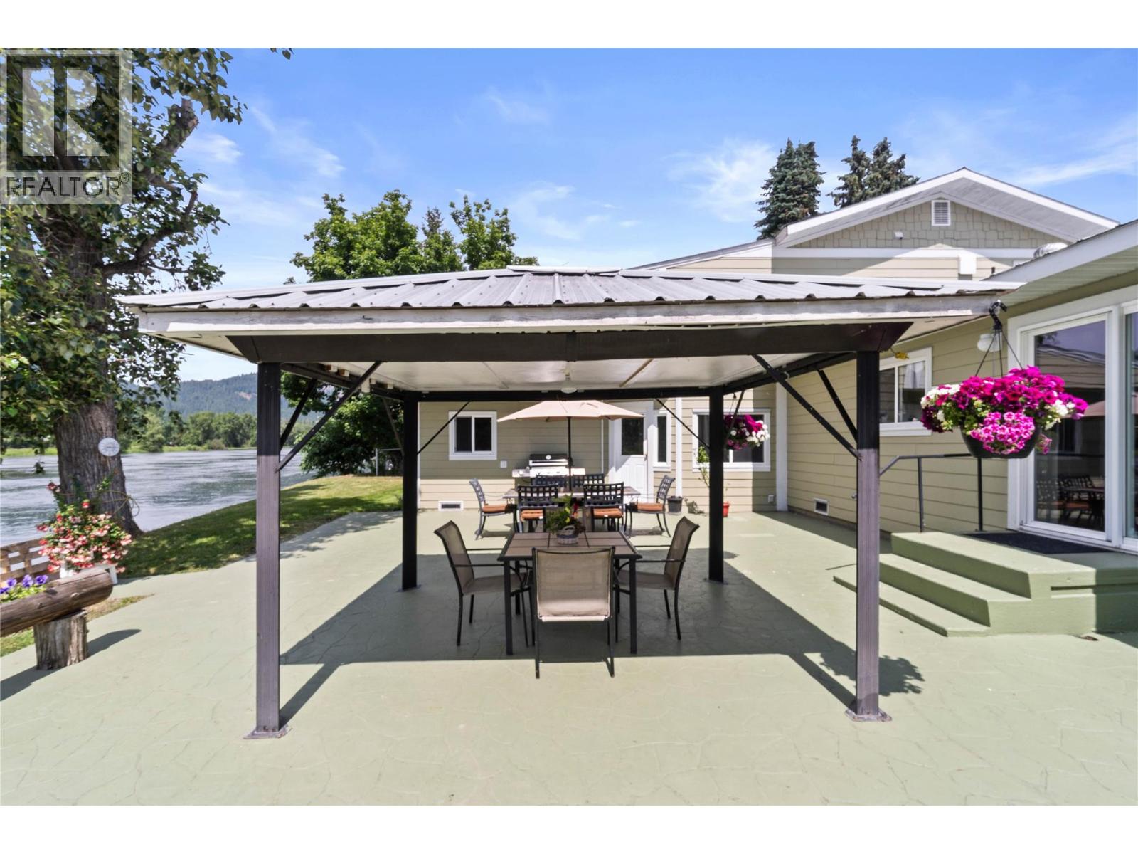 7088 97a Highway, Grindrod, British Columbia  V0E 1Y0 - Photo 58 - 10375344