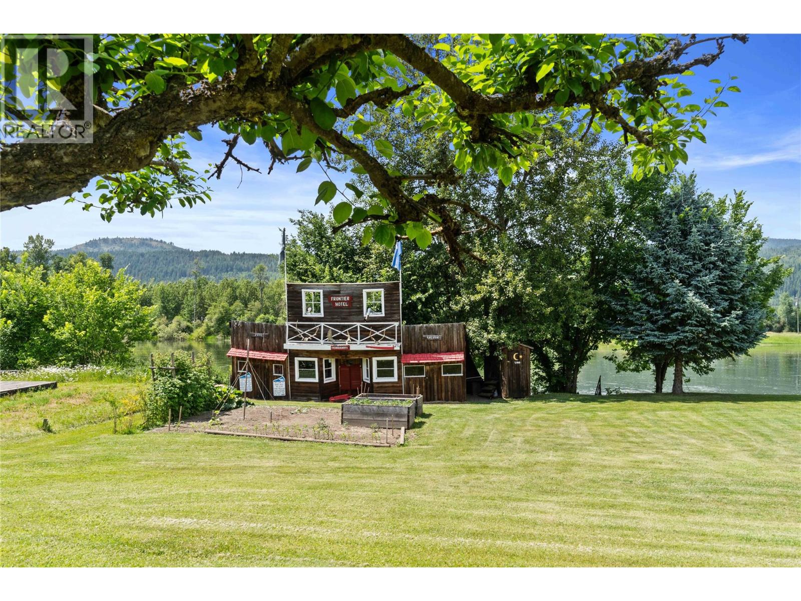 7088 97a Highway, Grindrod, British Columbia  V0E 1Y0 - Photo 80 - 10375344