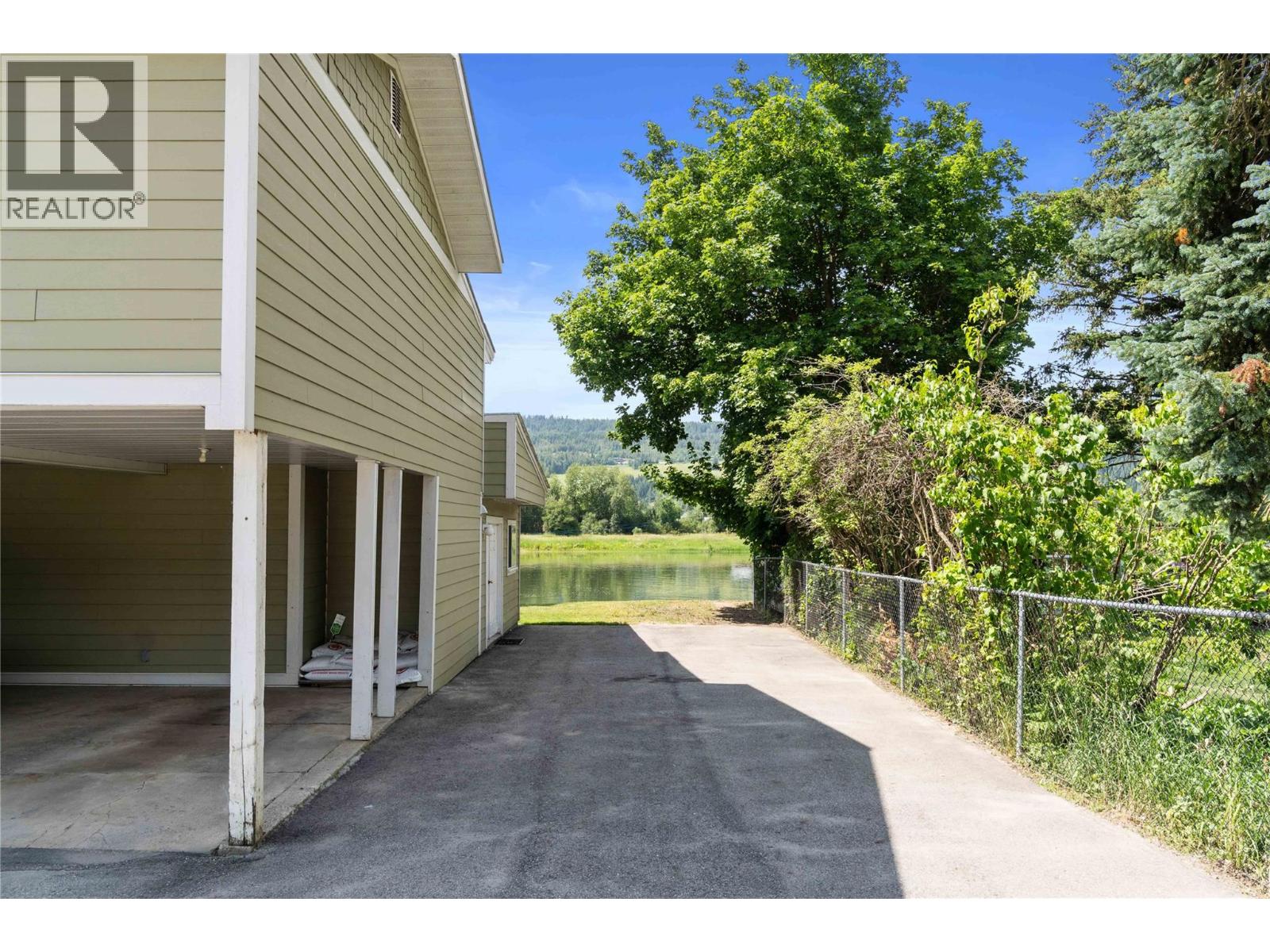 7088 97a Highway, Grindrod, British Columbia  V0E 1Y0 - Photo 86 - 10375344