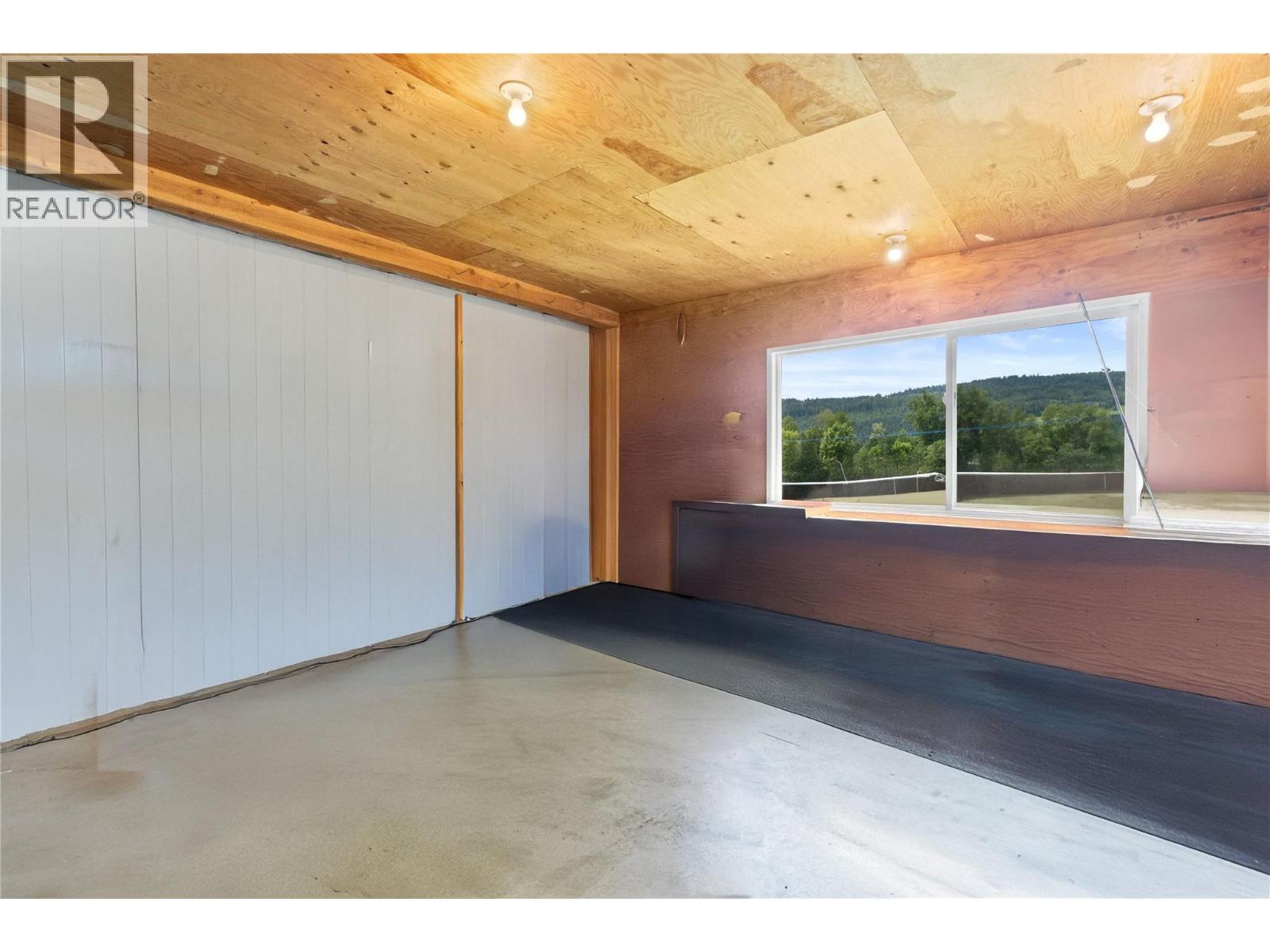 7088 97a Highway, Grindrod, British Columbia  V0E 1Y0 - Photo 95 - 10375344