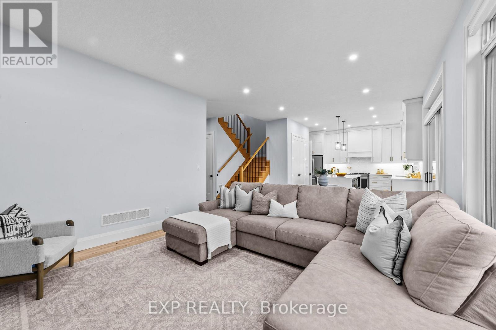 119 Daventry Way, Middlesex Centre, Ontario  N0L 1R0 - Photo 9 - X12773494