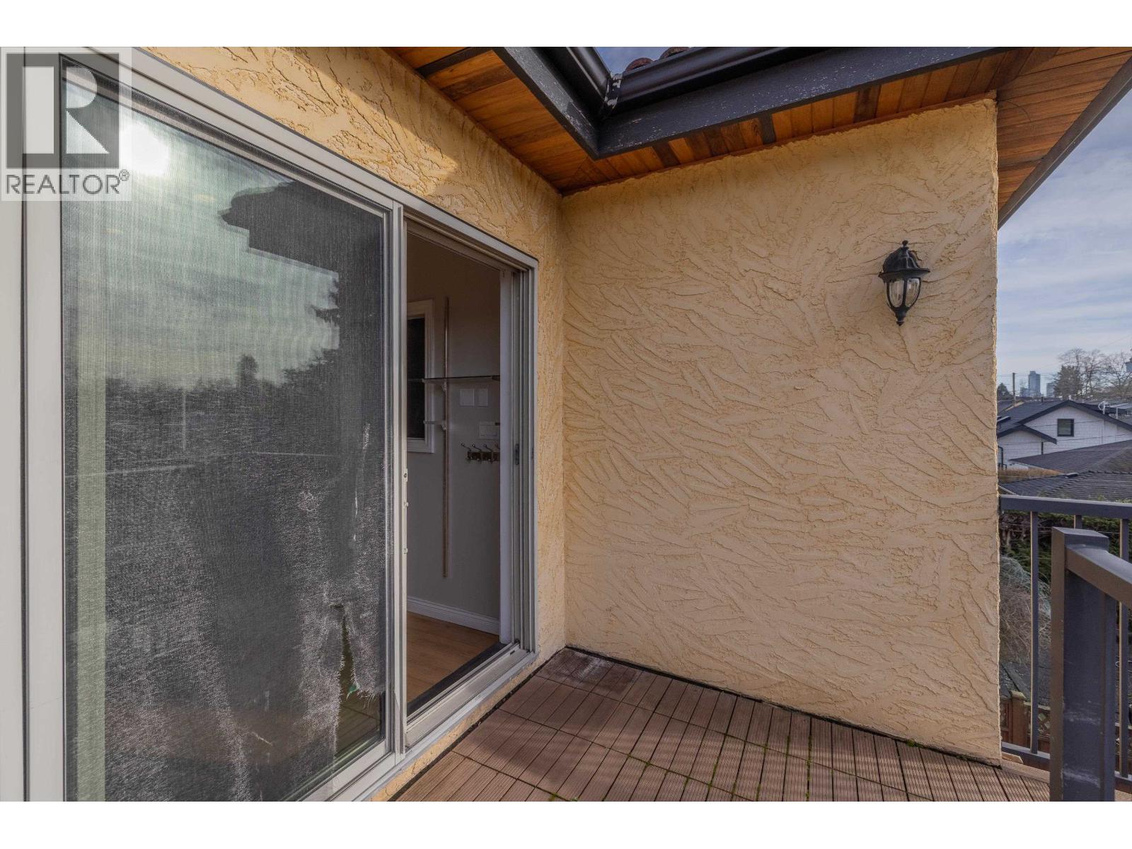 2638 Charles Street, Vancouver, British Columbia  V5K 3A5 - Photo 12 - R3087808