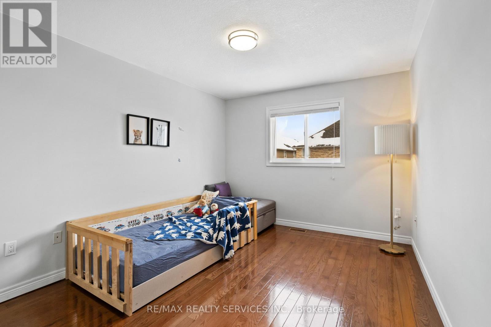 1321 Inglehart Drive, Burlington, Ontario  L7M 4Z3 - Photo 33 - W12772678