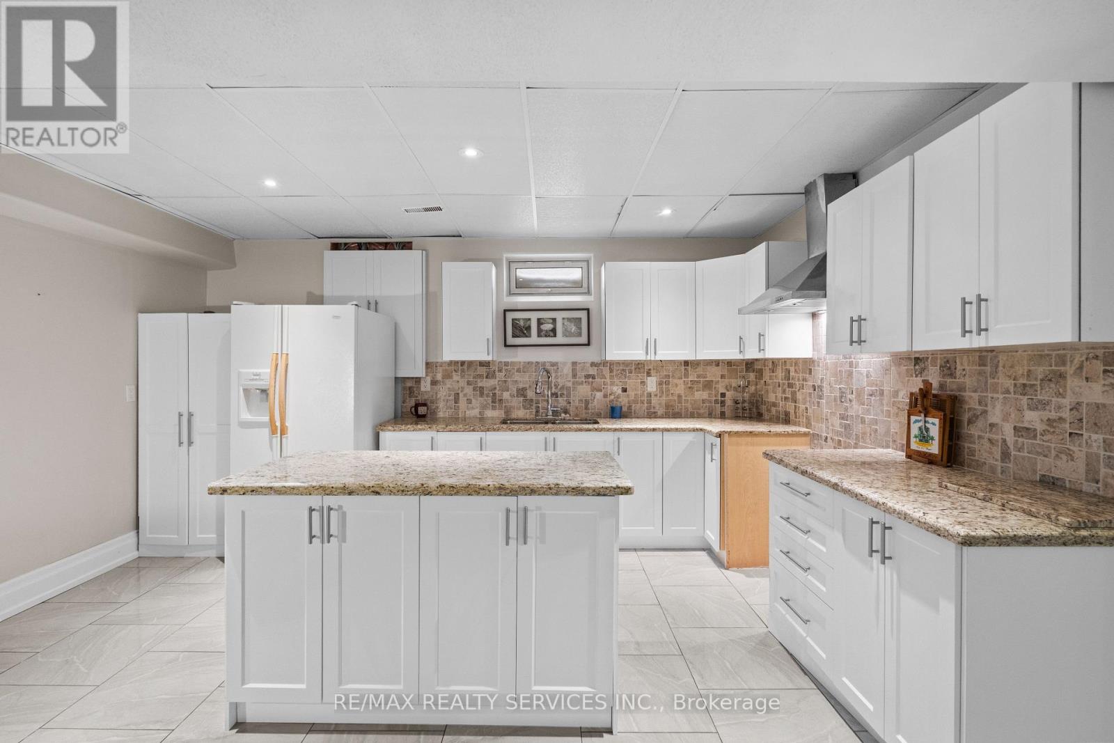 1321 Inglehart Drive, Burlington, Ontario  L7M 4Z3 - Photo 37 - W12772678