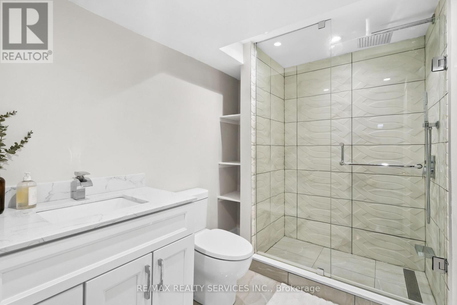 1321 Inglehart Drive, Burlington, Ontario  L7M 4Z3 - Photo 34 - W12772678