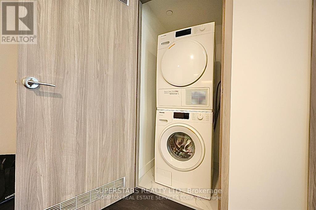 5006 - 3 Concord Cityplace Way, Toronto, Ontario M5V 0X4 - Photo 5 - C12773302