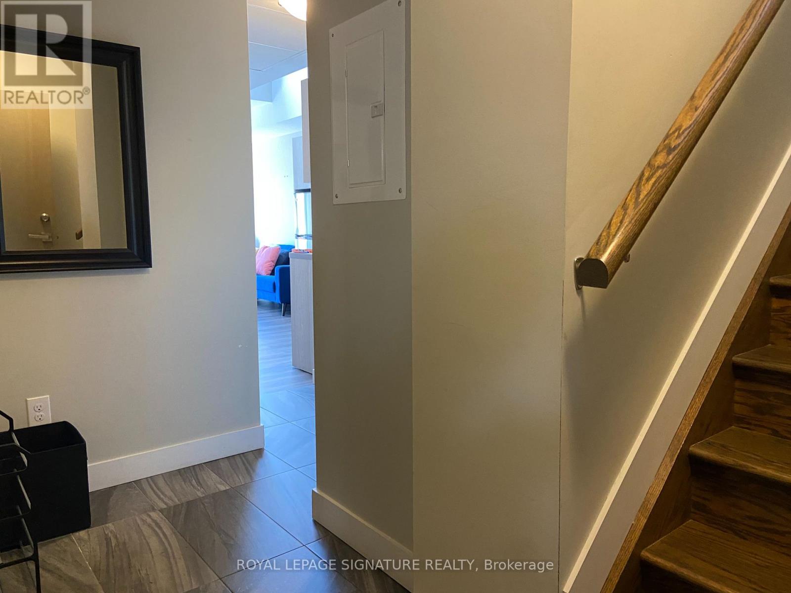 406 - 335 College Street, Toronto, Ontario  M5T 1S2 - Photo 4 - C12773342