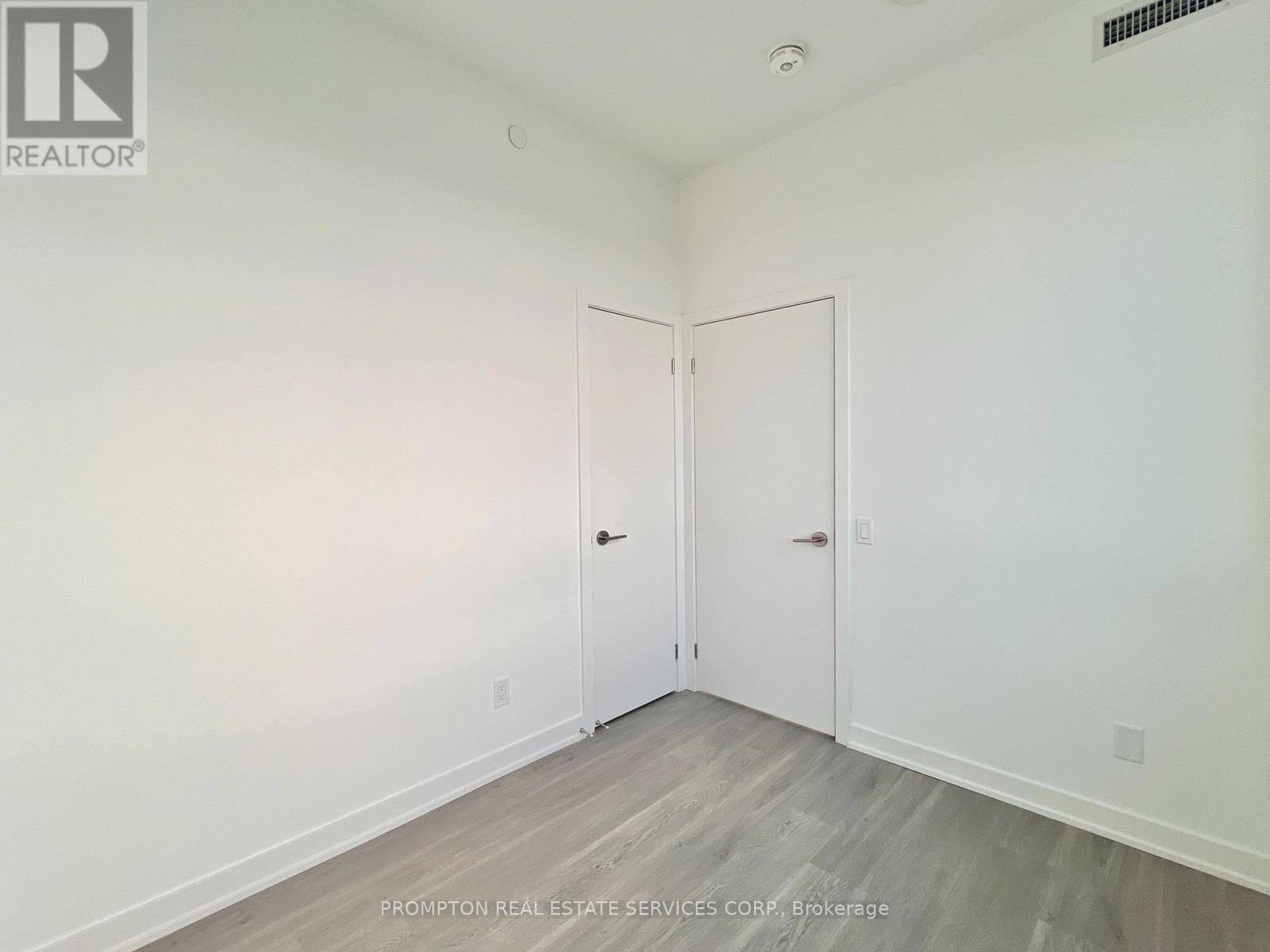 5215 - 8 Wellesley Street W, Toronto, Ontario  M4Y 0J5 - Photo 18 - C12773388
