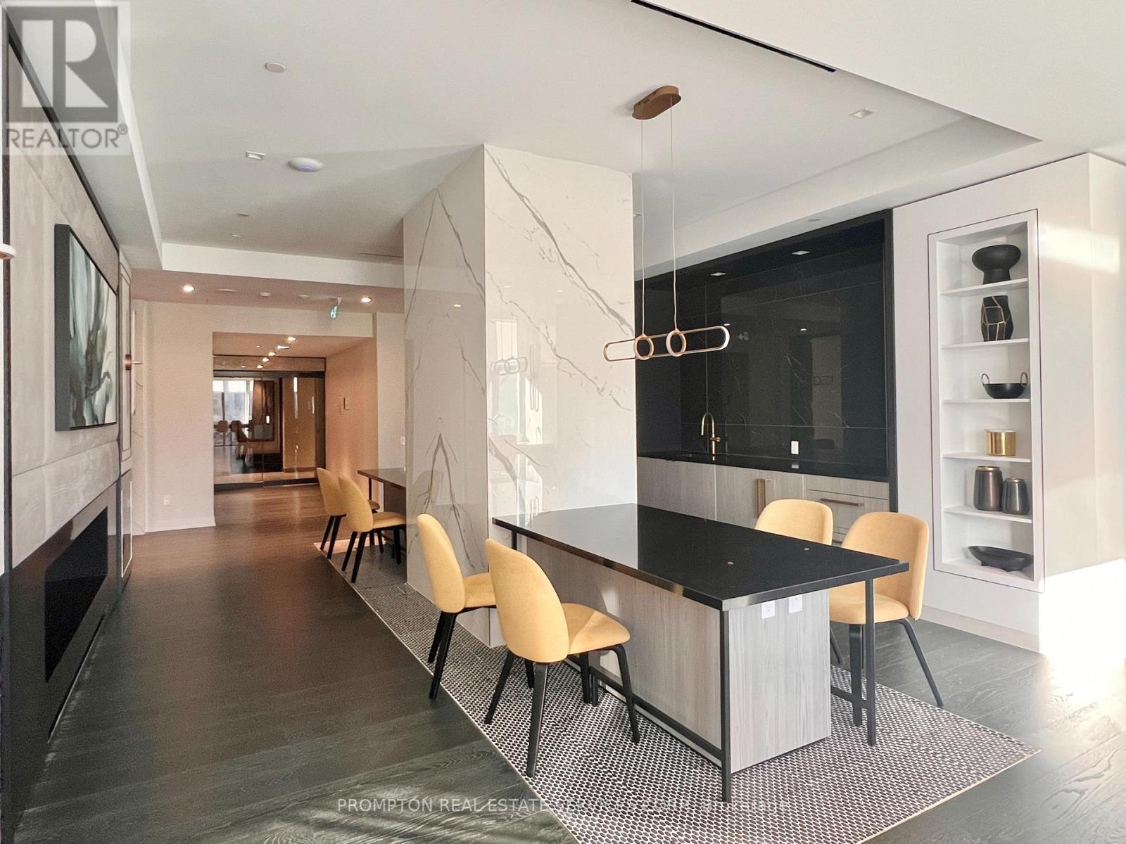 5215 - 8 Wellesley Street W, Toronto, Ontario  M4Y 0J5 - Photo 39 - C12773388