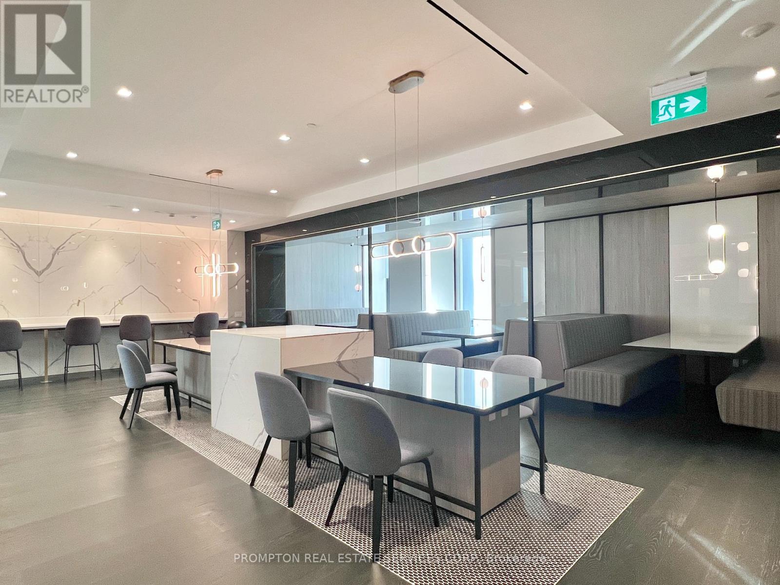 5215 - 8 Wellesley Street W, Toronto, Ontario  M4Y 0J5 - Photo 42 - C12773388