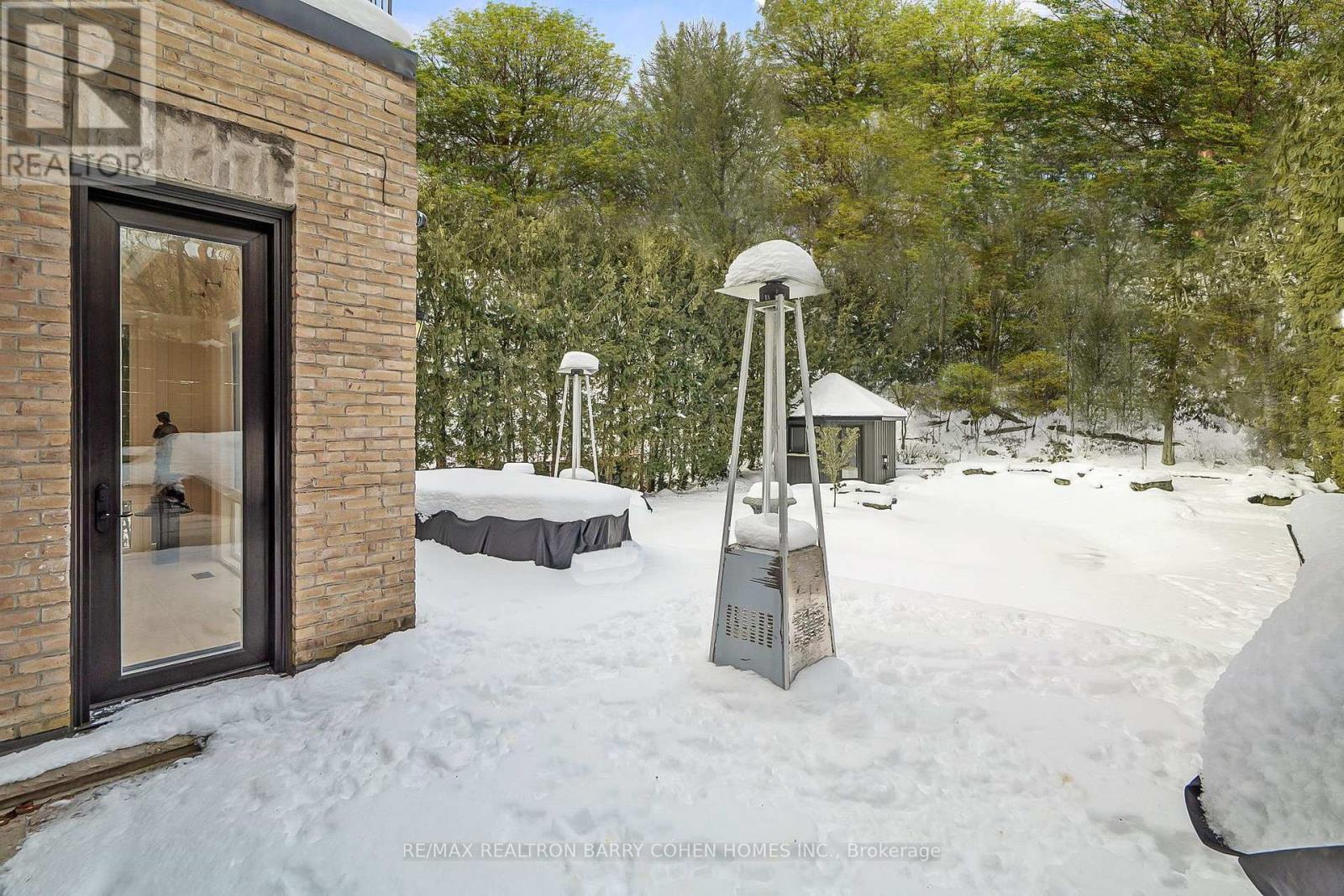 18 Brookfield Road, Toronto, Ontario  M2P 1A9 - Photo 27 - C12773406