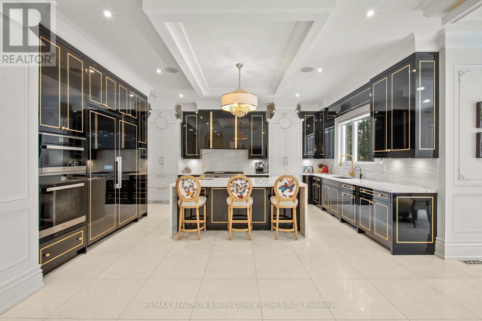 18 Brookfield Road, Toronto, Ontario  M2P 1A9 - Photo 9 - C12773406