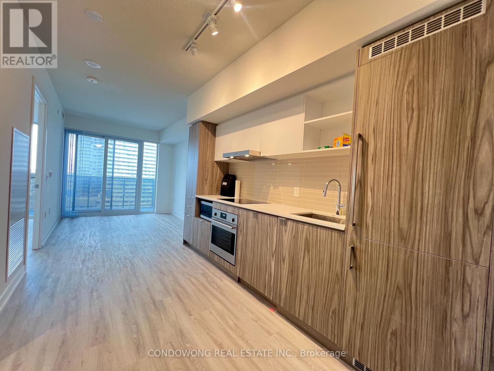 2106 - 55 COOPER STREET, Toronto, Ontario