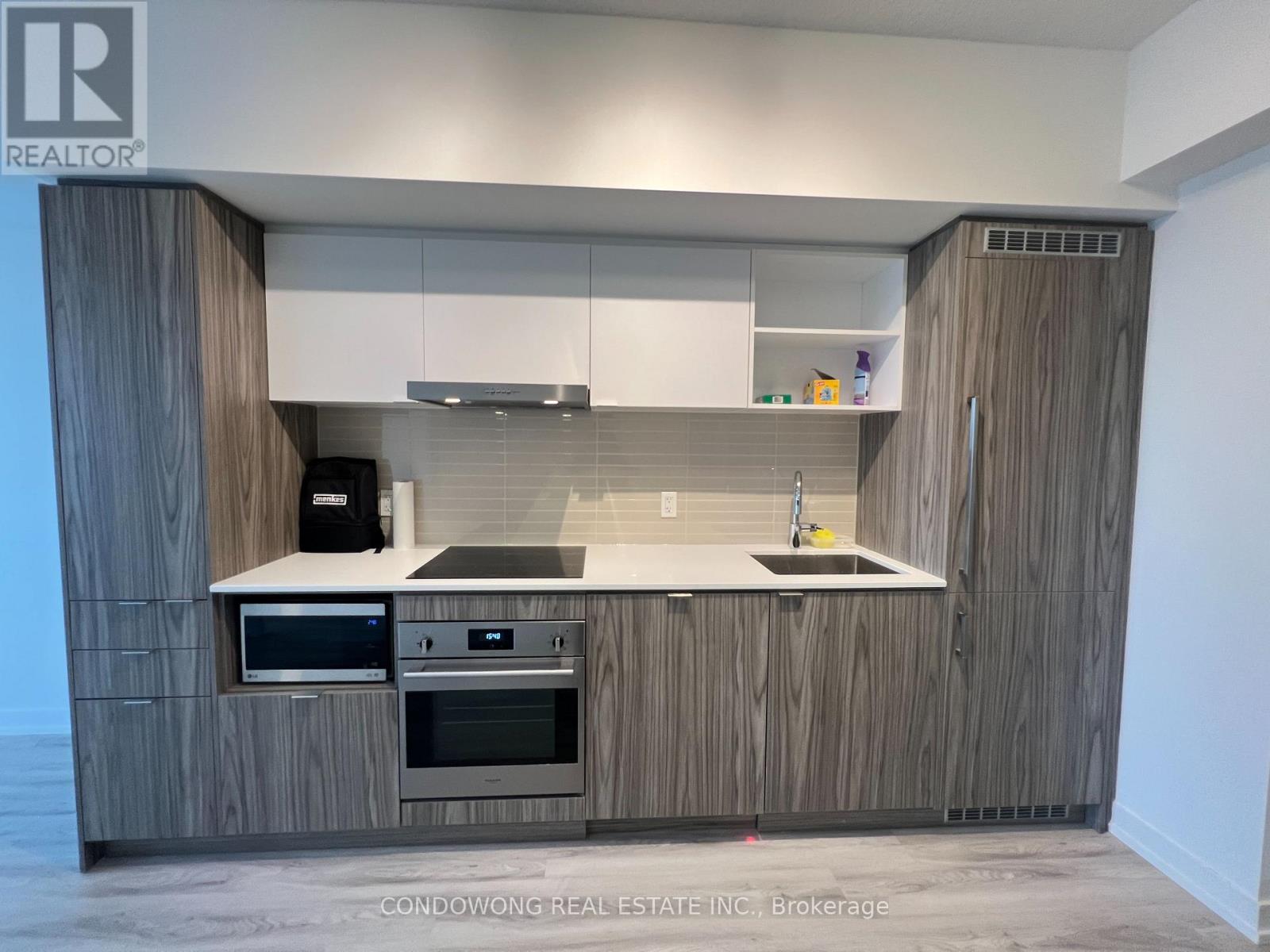 2106 - 55 Cooper Street, Toronto, Ontario  M5E 0G1 - Photo 4 - C12773428