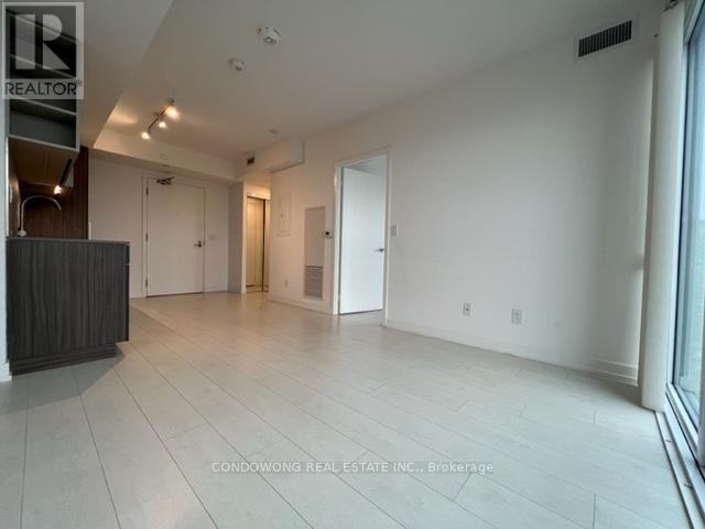 2018 - 19 Western Battery Road, Toronto, Ontario  M6K 0E3 - Photo 5 - C12773446