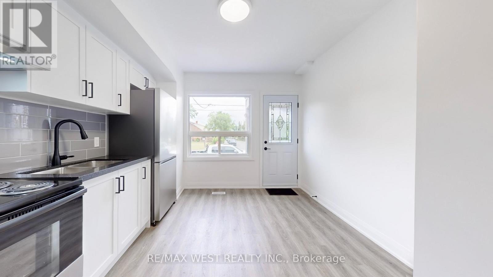 1 - 253 Oakwood Avenue, Toronto, Ontario  M6E 2V3 - Photo 16 - C12773498