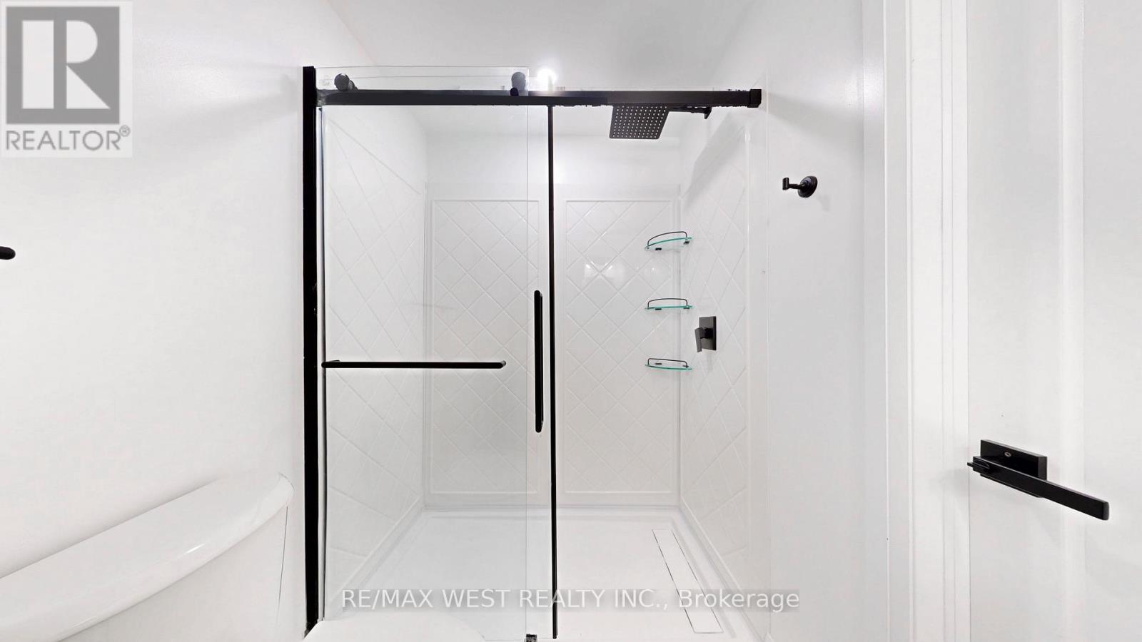 1 - 253 Oakwood Avenue, Toronto, Ontario  M6E 2V3 - Photo 30 - C12773498