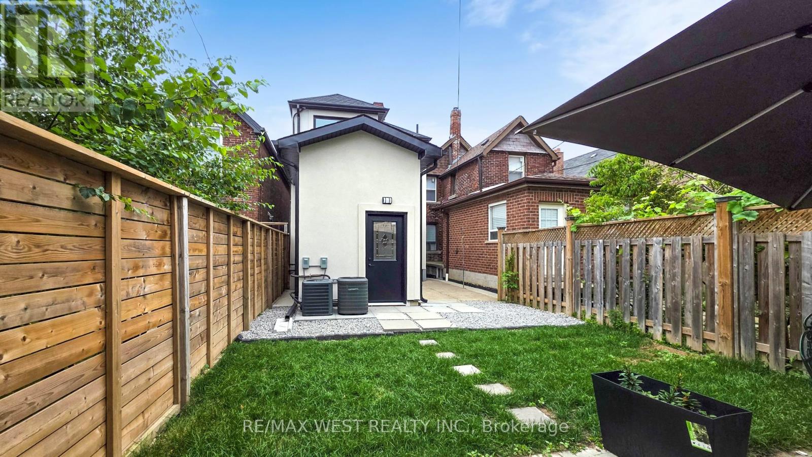 1 - 253 Oakwood Avenue, Toronto, Ontario  M6E 2V3 - Photo 32 - C12773498