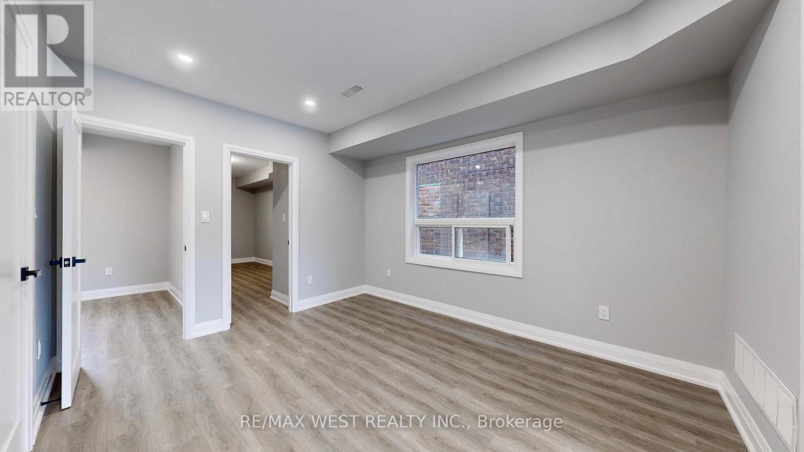 1 - 253 Oakwood Avenue, Toronto, Ontario  M6E 2V3 - Photo 9 - C12773498