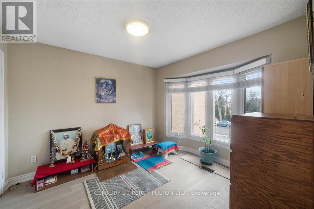 38 Carlisle Crescent, Toronto, Ontario  M1B 4X5 - Photo 5 - E12773330