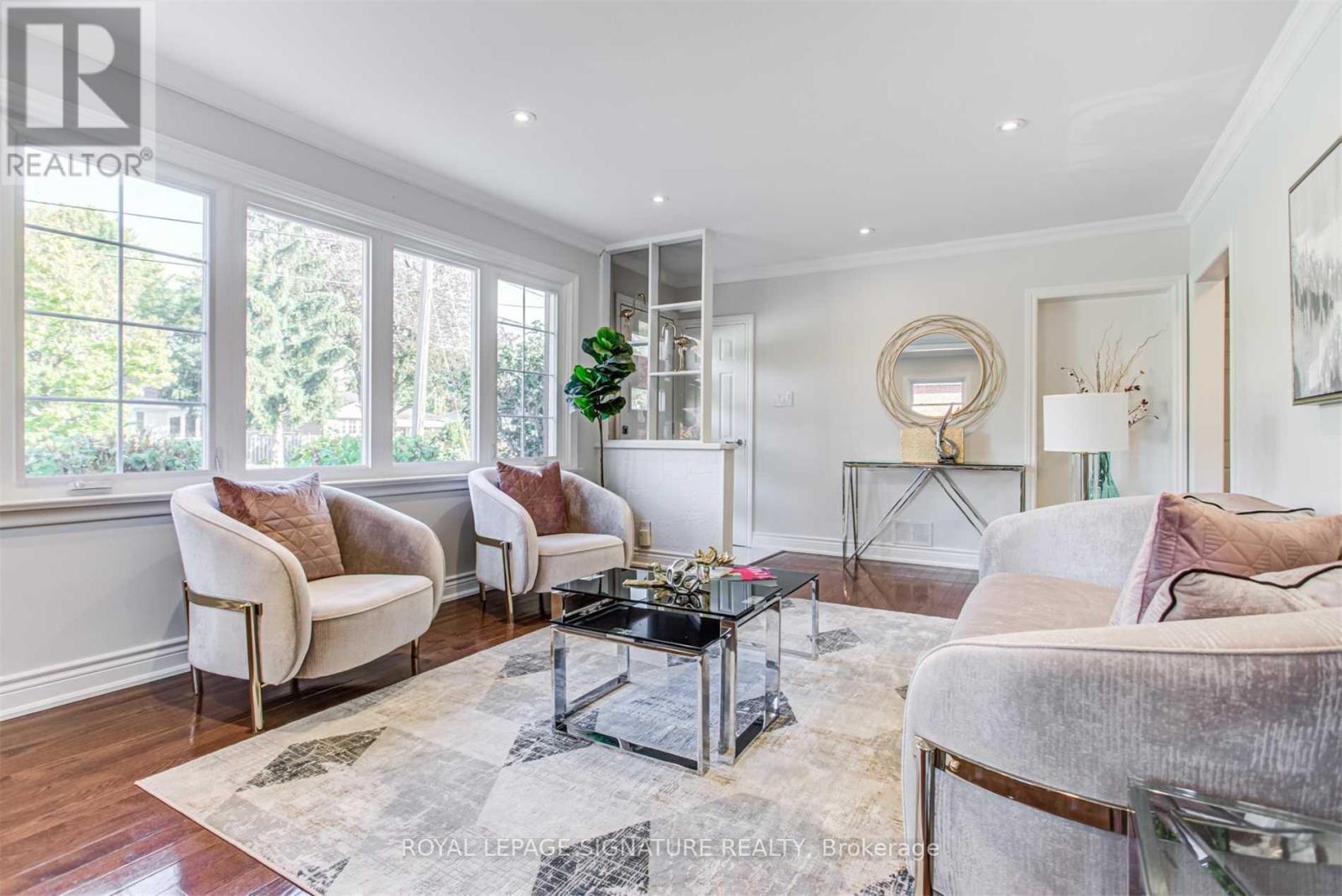 Main - 50 Cartier Crescent, Richmond Hill, Ontario  L4C 2N2 - Photo 3 - N12773346