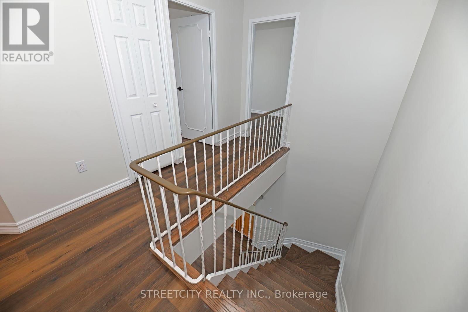 140 - 2001 Bonnymede Drive, Mississauga, Ontario  L5J 4H8 - Photo 13 - W12515548